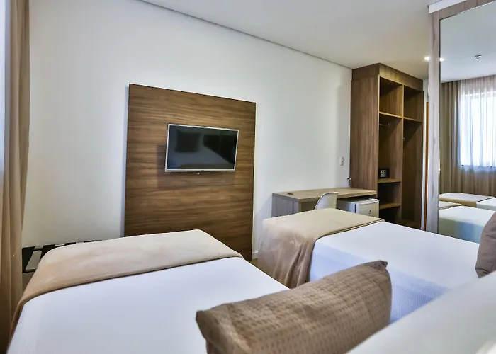 Nobile Inn London Anápolis