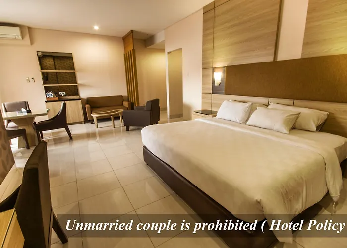 Hotel Gren Alia Tugu Tani