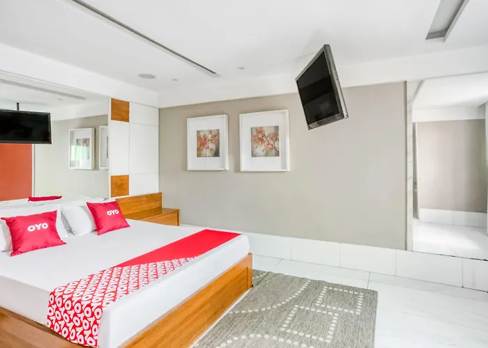 OYO Nobs Hotel, São João de Meriti