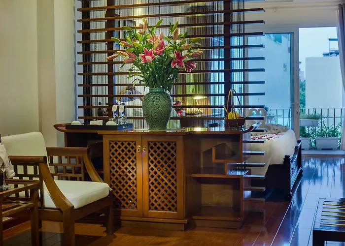 Mercury Central Hotel Hanoi