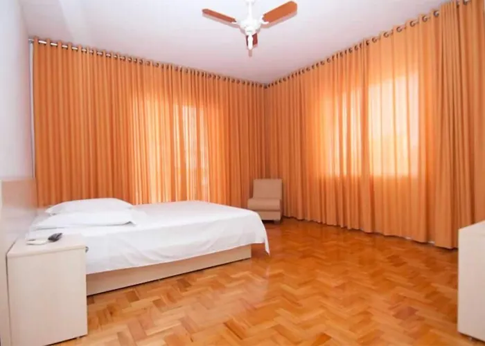 Hotel Centenario