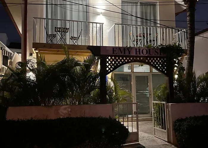 Emy House