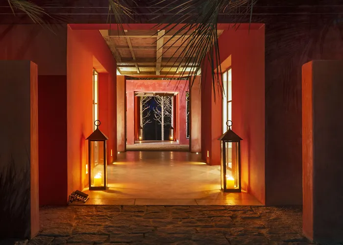 Luz Culinary Wine Lodge