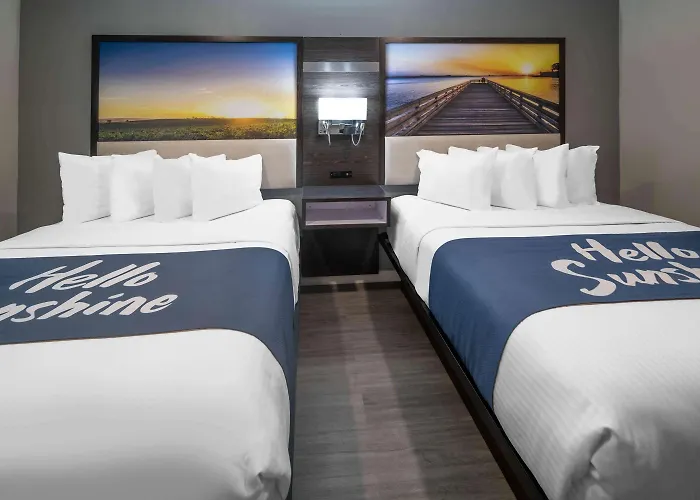 Days Inn By Wyndham Galt - Elk Grove South