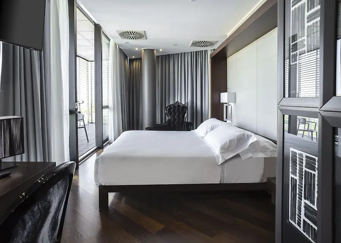 Welcome Hotel