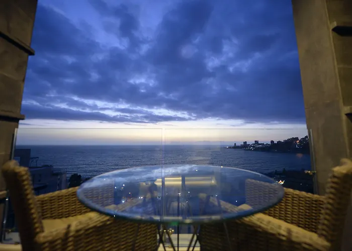 Zett Hotel
