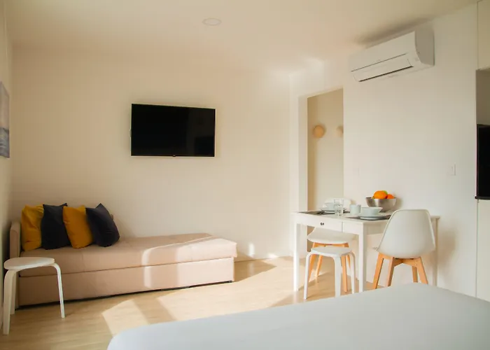 Select Porto Suites