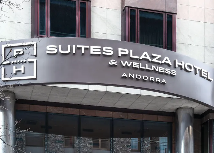 Suites Plaza Hotel&Wellness