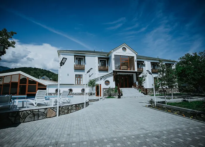 Lakeside Hotel & Spa