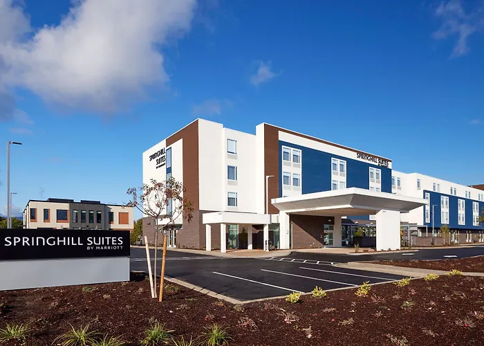 Springhill Suites By Marriott Medford Airport