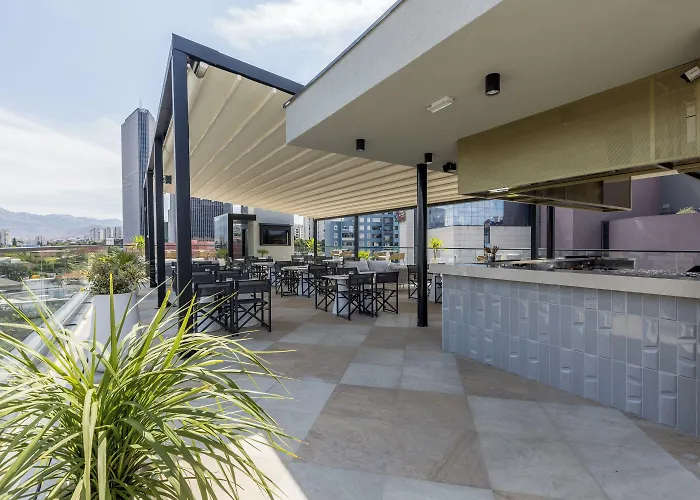 Cora Hotel