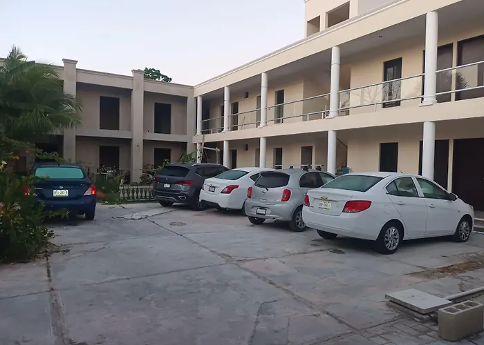 Hotel & Hostal 230