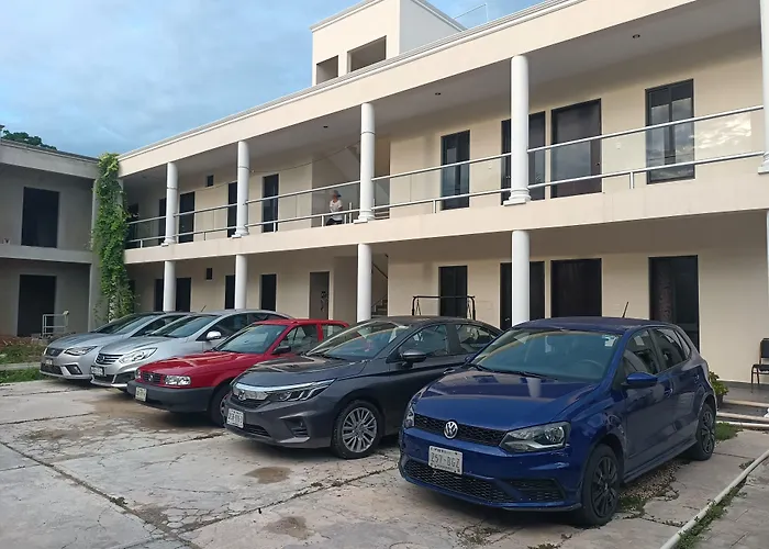 Hotel & Hostal 230