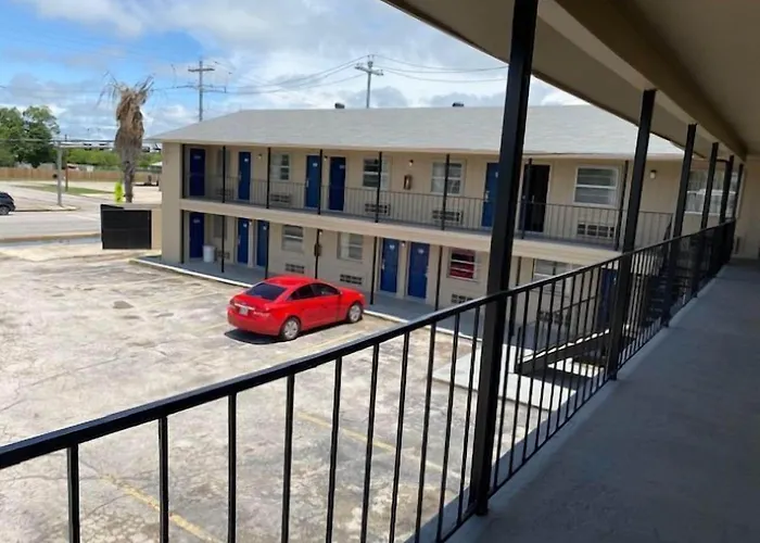 Texas Inn Seguin