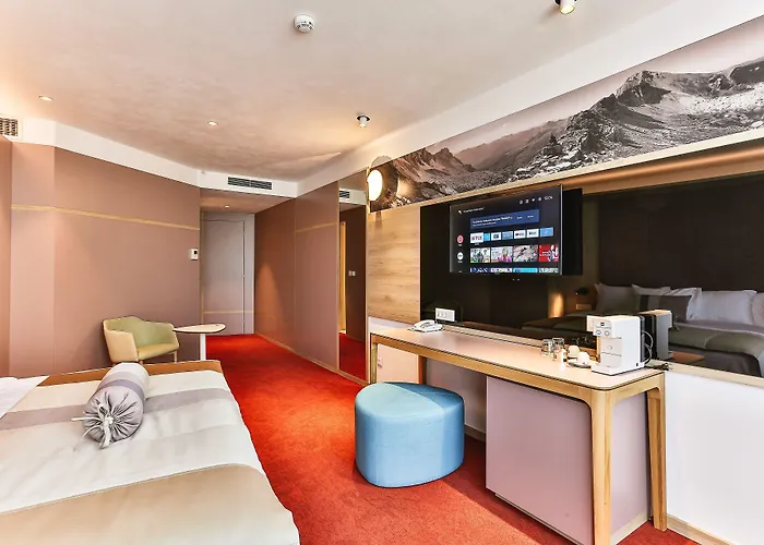 Carine Hotel Centar