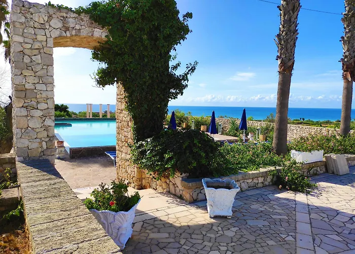 Pescoluse Picchio Hotel