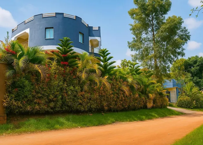 Noaz Hotel