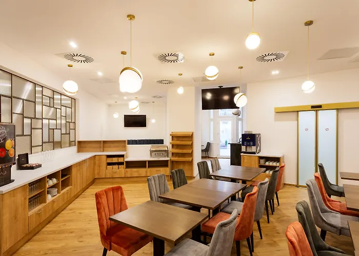 Mera Hotel