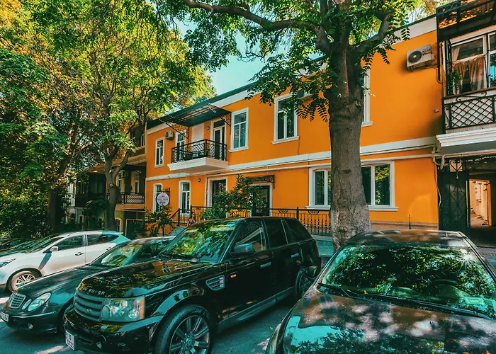 Hillside City Center Hotel