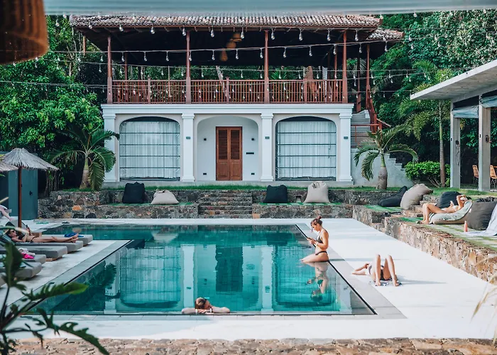 The Salty Surf & Yoga Hotel Dickwella