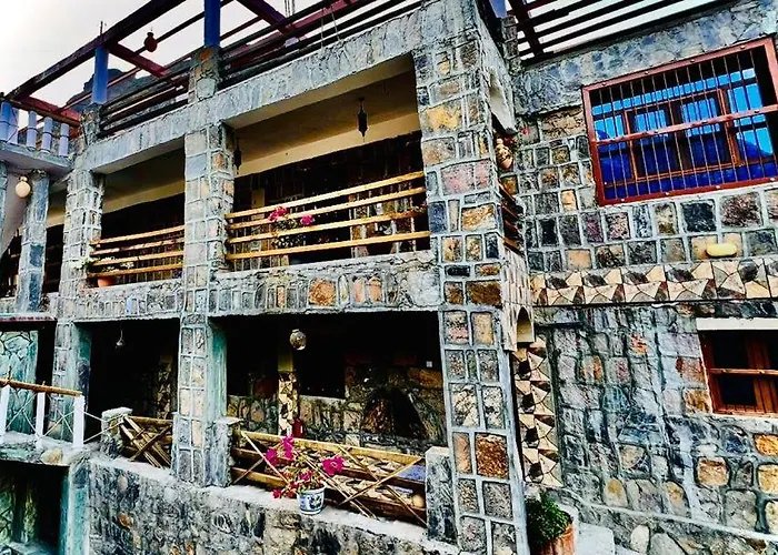 Bald Sayt Guest House