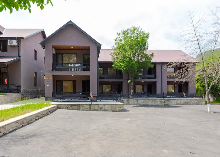 Aynur Qala Resort