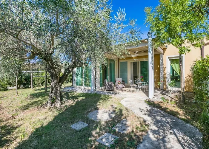 Hotiday Lodge Cecina