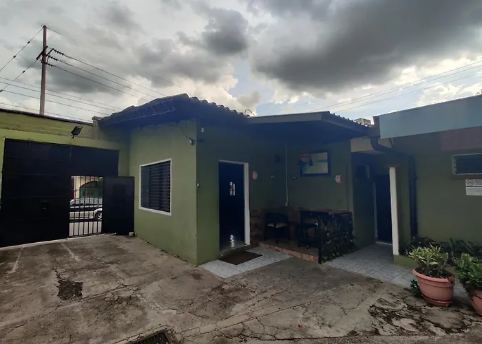 Hotel En Santa Ana