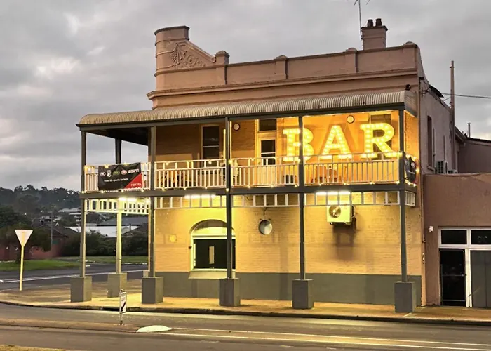 The Club Hotel Collie