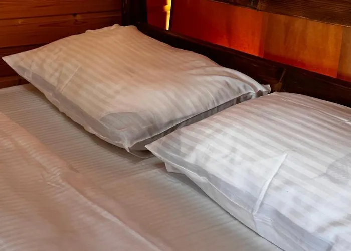Cottage Chalet And Tours