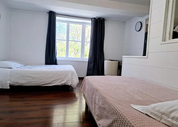 AUBERGE de SAINTE CROIX
