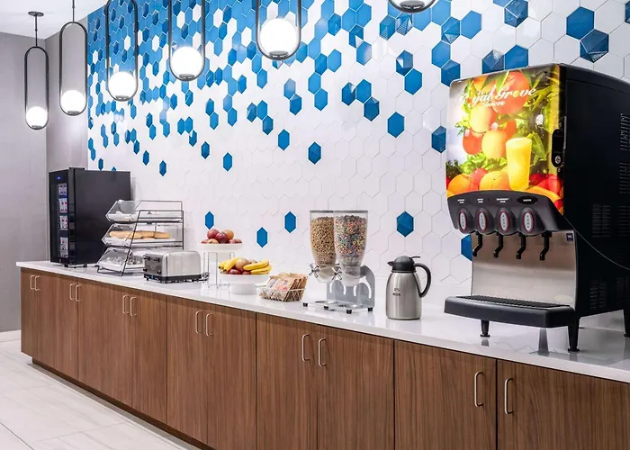 La Quinta By Wyndham Chelsea Birmingham