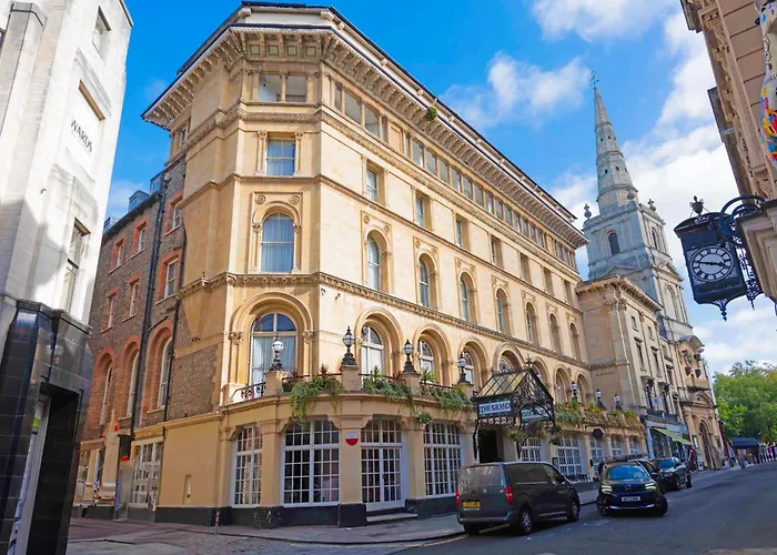 Bristol Grand By Sunday