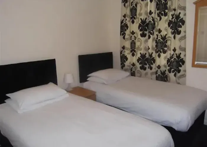 Esplanade Hotel - Clacton On Sea, Beachfront Hotel By Oyo