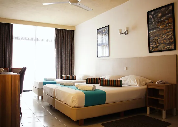 Canifor Hotel