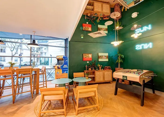 B&B Home Rueil-Malmaison Gare