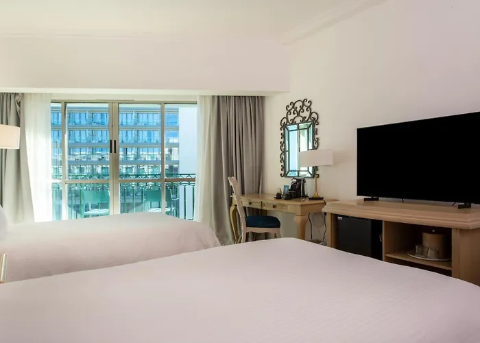 Sandos Cancun All Inclusive - Adults Only