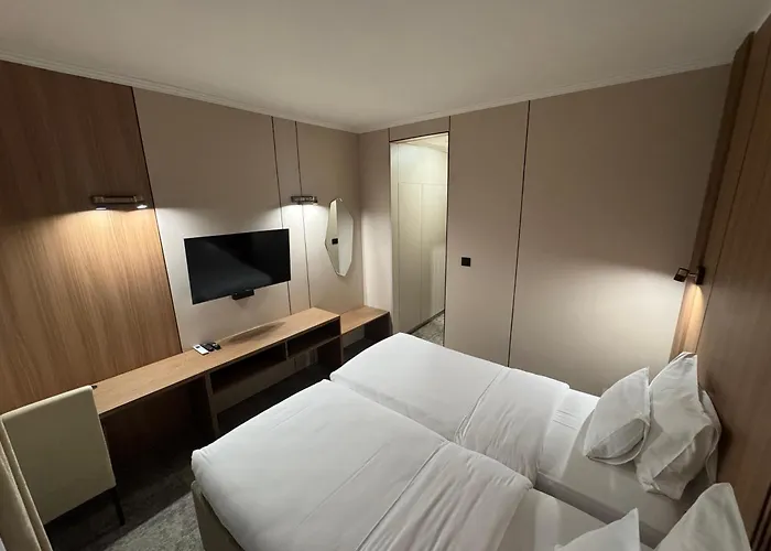 Hotel Leotar