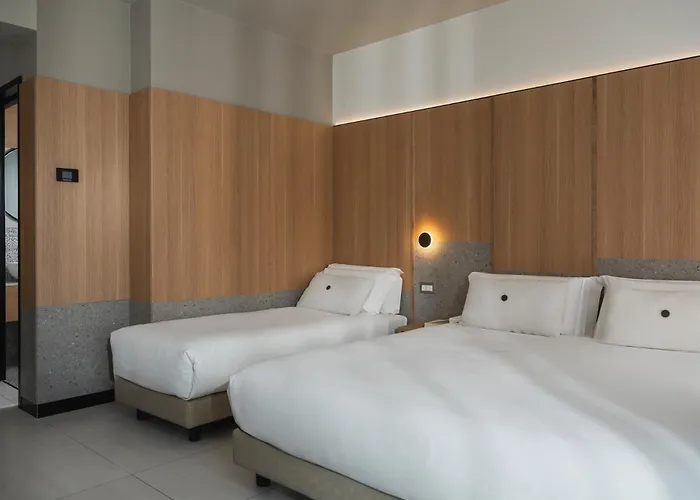 Aqua Hotel