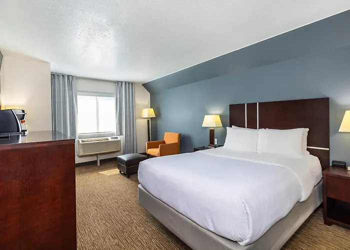 Comfort Inn & Suites
