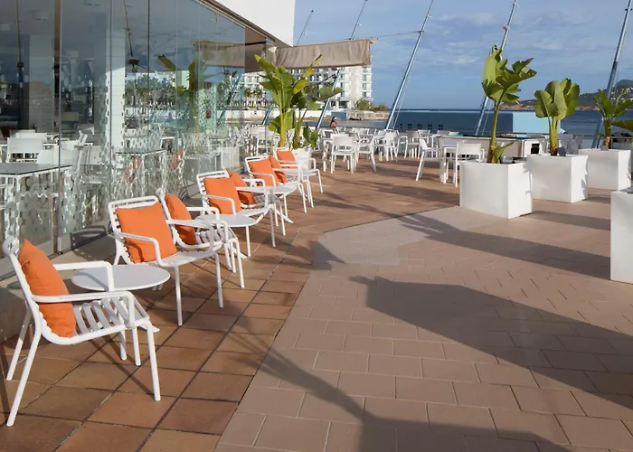 Playa Bella Beach Apartments