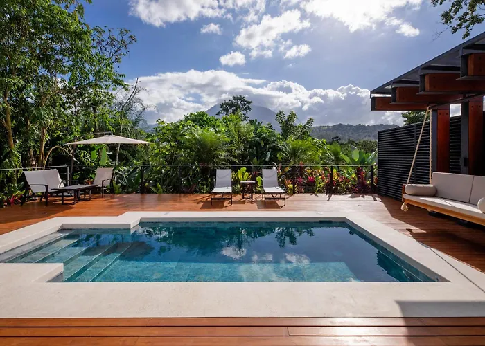 Arenal Manoa Resort & Hot Springs
