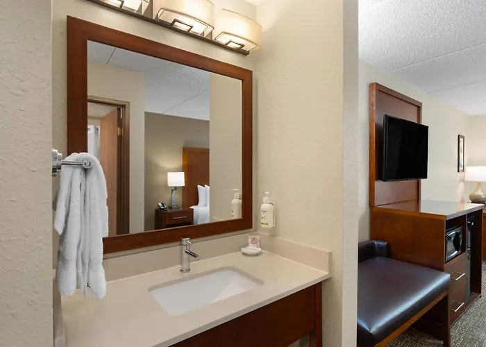 Wingate By Wyndham Clearfield