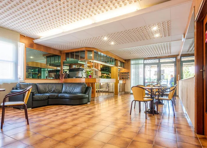 Hotel Villa Dina