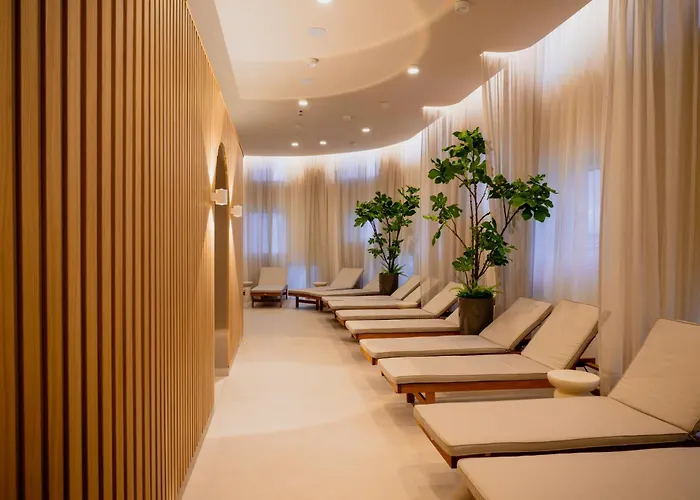 Hotel Delfin