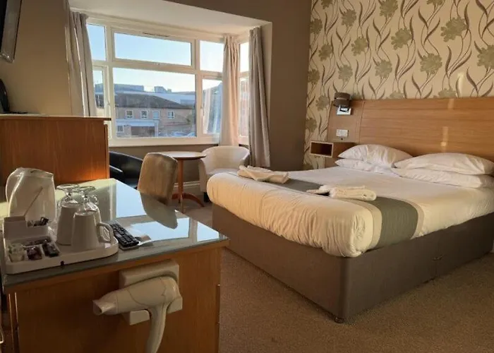 The Avenue Hotel