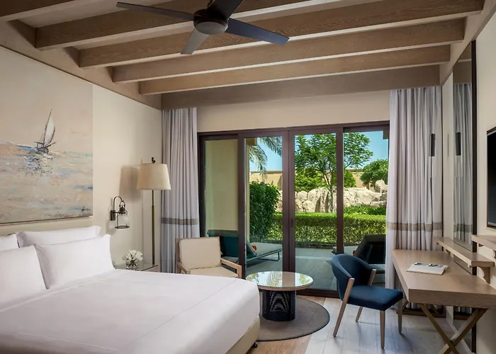 Saadiyat Rotana Resort And Villas