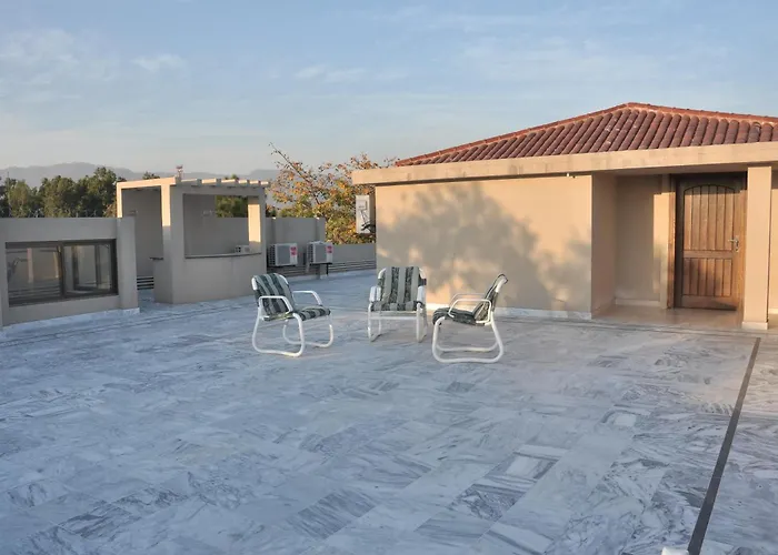 Reina Boutique Hotel - G9