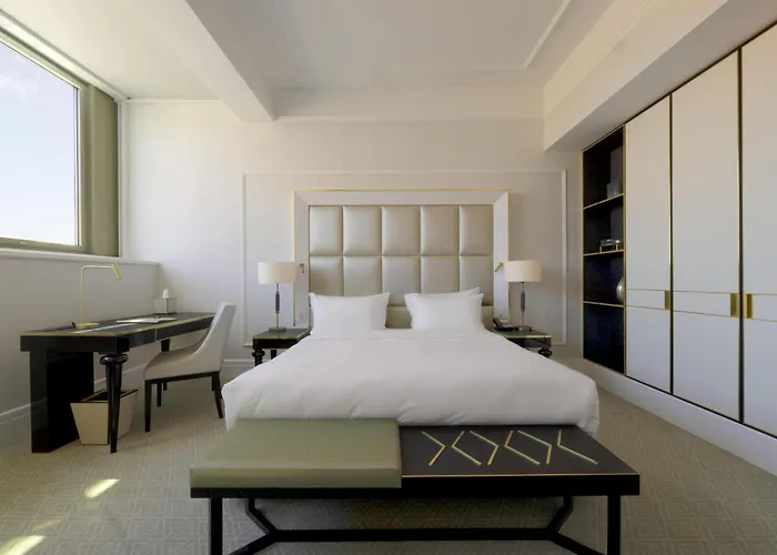 Parisi Udvar Hotel Budapest, Part Of Hyatt