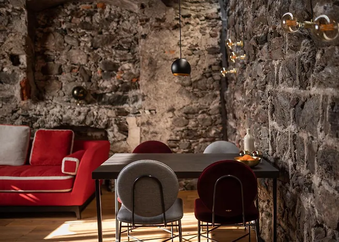 Flurin Suites